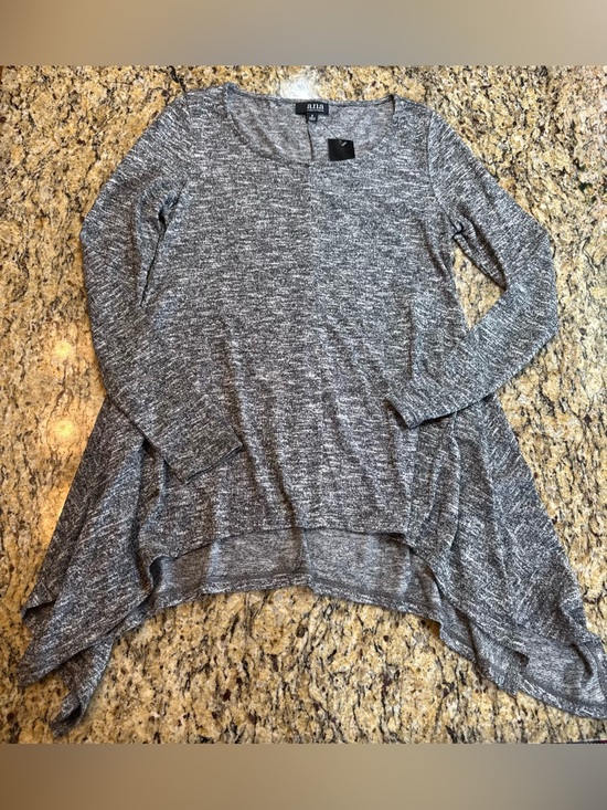 a.n.a Tops - NWT a.n.a Gray Marl Long Sleeve Hi-Low Knit Tunic Blouse Shirt Women’s Top (B9)